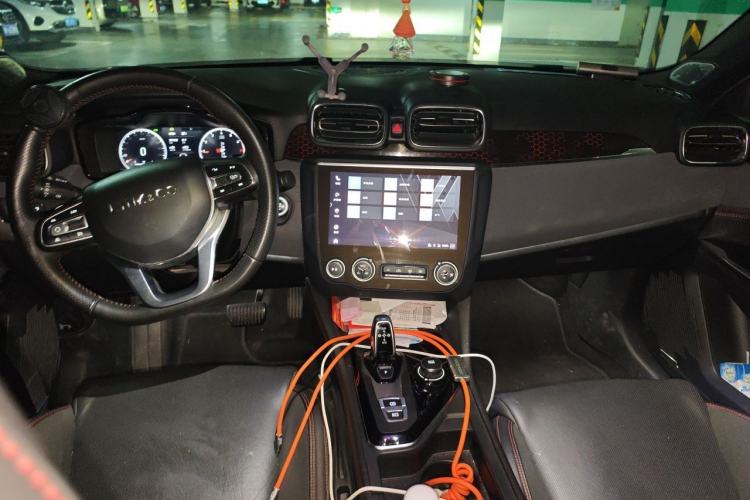 Used Lynk & Co 03 2019 1.5TD DCT JingPro Edition China VI Standard Center Console