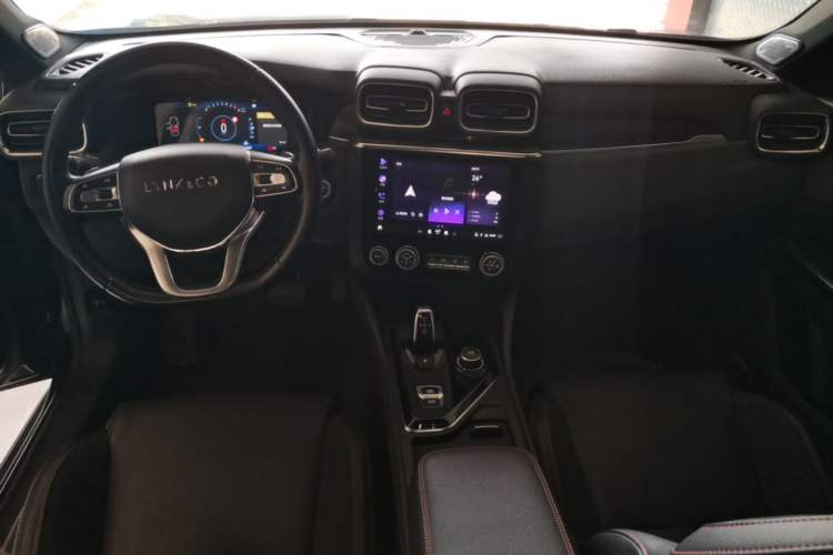 Used Lynk & Co 03 2019 1.5TD DCT JingPro Edition China VI Standard Center Console