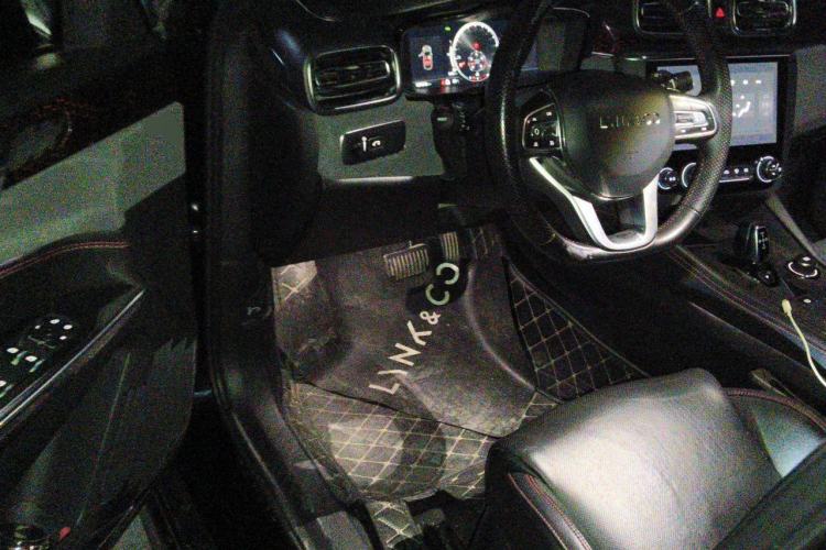 Used Lynk & Co 03 2019 1.5TD DCT JingPro Edition China VI Standard Driver Seat