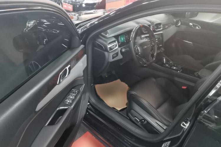 Used Lynk & Co 03 2019 2.0TD Automatic Trend Edition Driver Seat