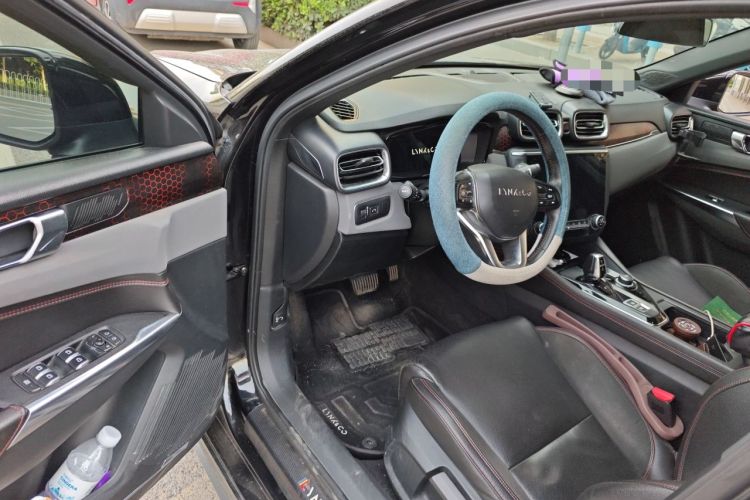 Used Lynk & Co 03 2019 1.5TD DCT Sport Edition China VI Standard Driver Seat