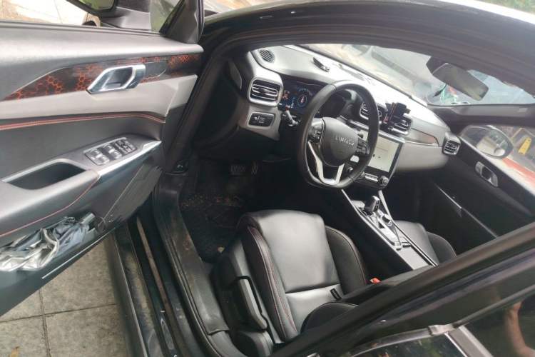 Used Lynk & Co 03 2019 1.5TD DCT Sport Edition China VI Standard Driver Seat