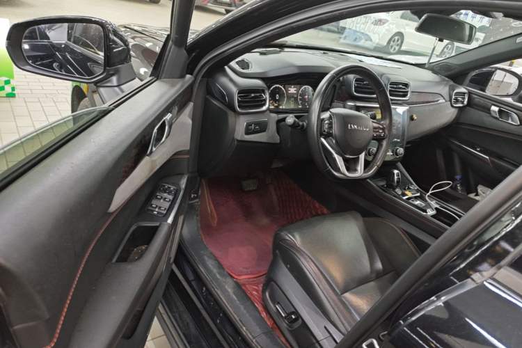 Used Lynk & Co 03 2019 2.0TD Automatic Trend Edition Driver Seat