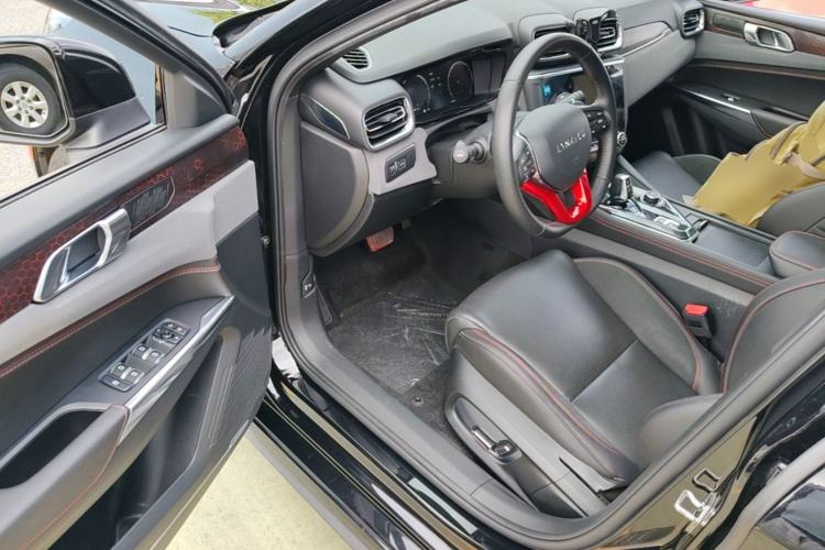 Used Lynk & Co 03 2019 2.0TD Automatic Trend Edition Driver Seat