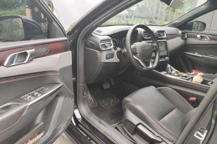 Used Lynk & Co 03 2019 1.5TD DCT Sport Edition China VI Standard Driver Seat