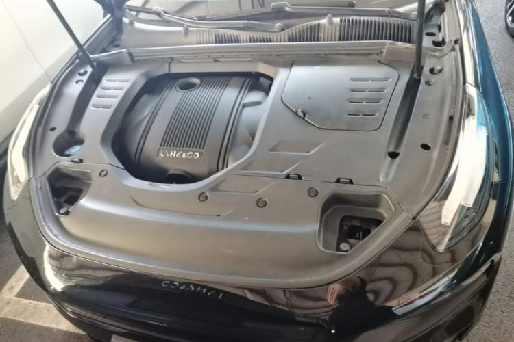 Used Lynk & Co 03 2019 1.5TD DCT JingPro Edition China VI Standard Engine Bay