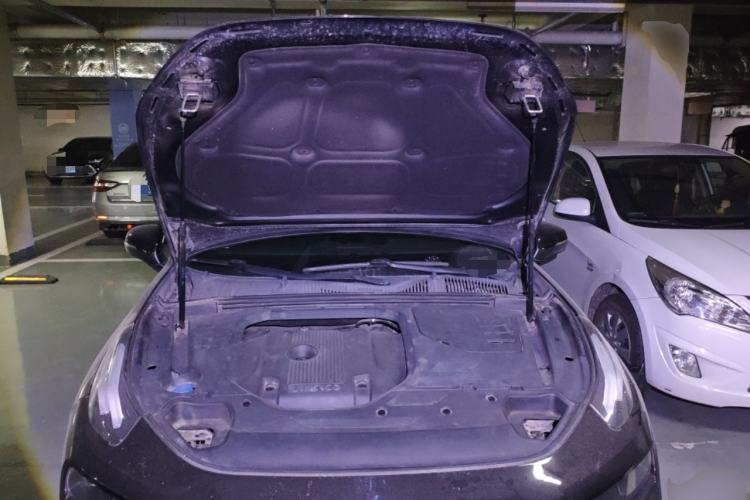 Used Lynk & Co 03 2019 2.0TD Automatic Jing Pro Edition Engine Bay