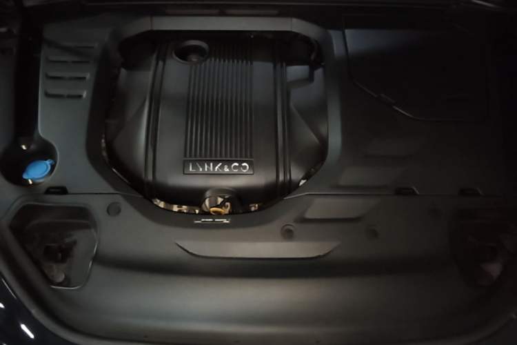 Used Lynk & Co 03 2019 1.5TD DCT Sport Edition China VI Standard Engine Bay