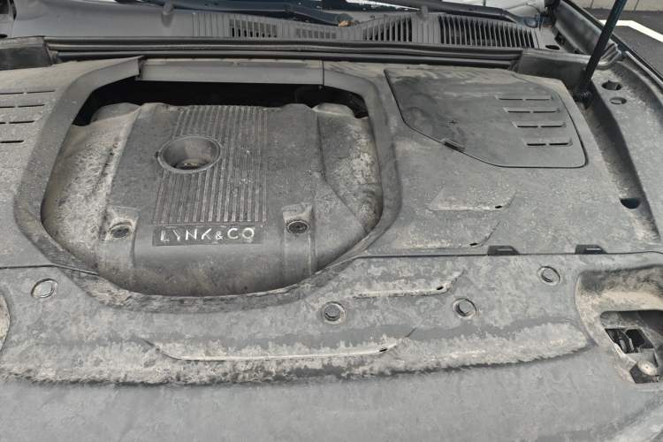 Used Lynk & Co 03 2019 2.0TD Automatic Jing Pro Edition Engine Bay
