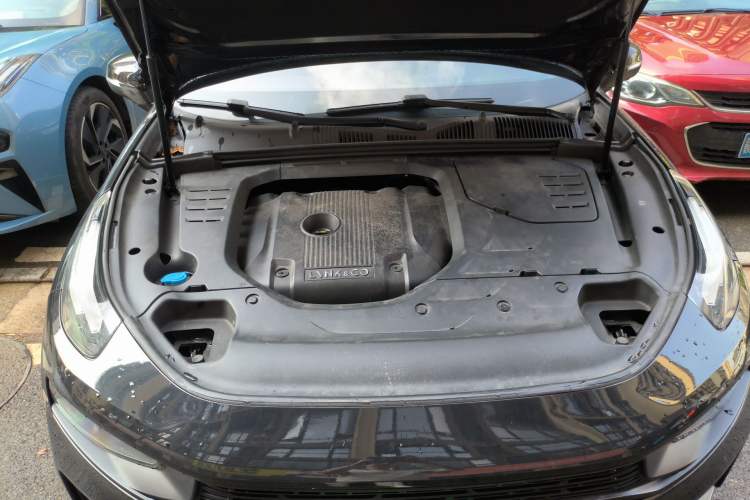 Used Lynk & Co 03 2019 2.0TD Automatic Trend Edition Engine Bay