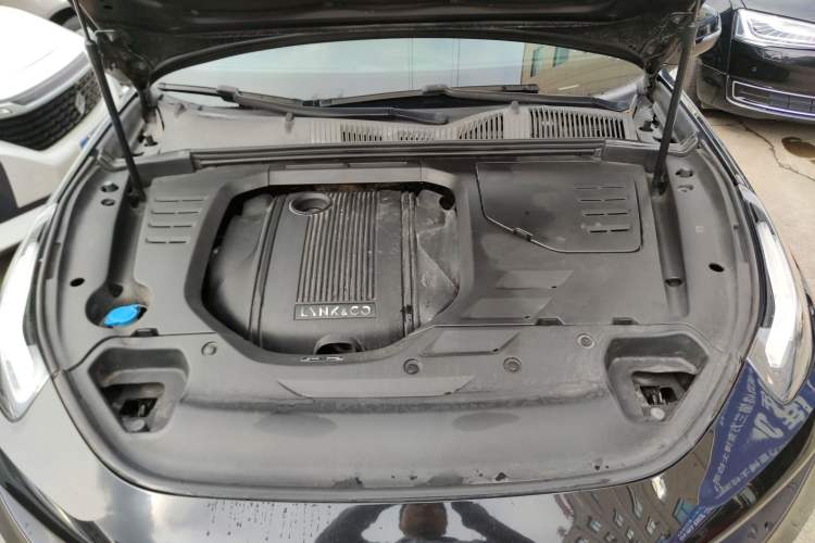 Used Lynk & Co 03 2019 1.5TD DCT JingPro Edition China VI Standard Engine Bay