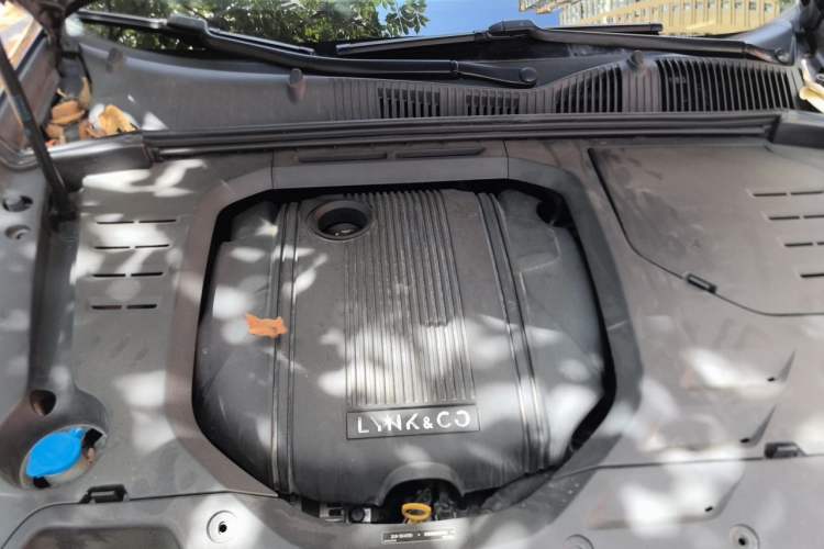 Used Lynk & Co 03 2019 1.5TD DCT JingPro Edition China VI Standard Engine Bay