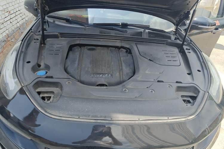 Used Lynk & Co 03 2019 1.5TD DCT JingPro Edition China VI Standard Engine Bay