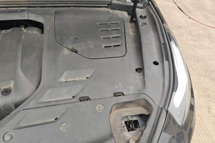 Used Lynk & Co 03 2019 2.0TD Automatic Trend Edition Engine Bay Left
