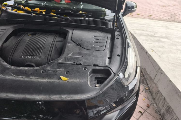 Used Lynk & Co 03 2019 1.5TD DCT JingPro Edition China VI Standard Engine Bay Left