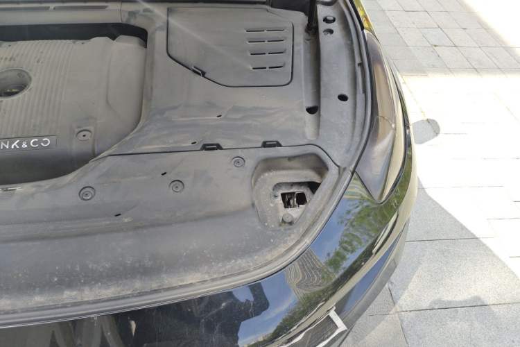Used Lynk & Co 03 2019 2.0TD Automatic Jing Pro Edition Engine Bay Left