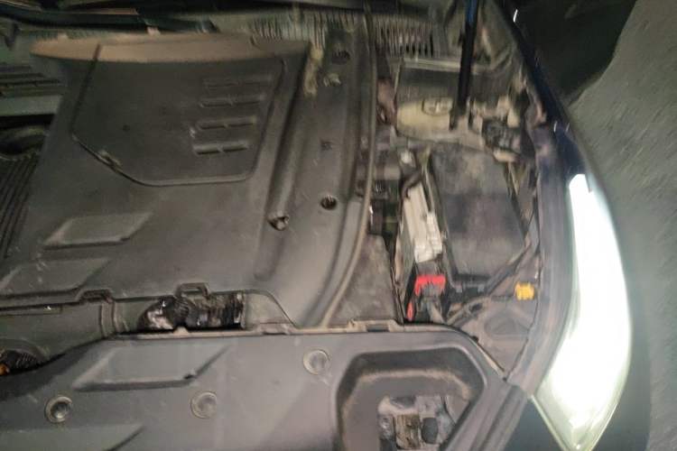 Used Lynk & Co 03 2019 1.5TD DCT JingPro Edition China VI Standard Engine Bay Left
