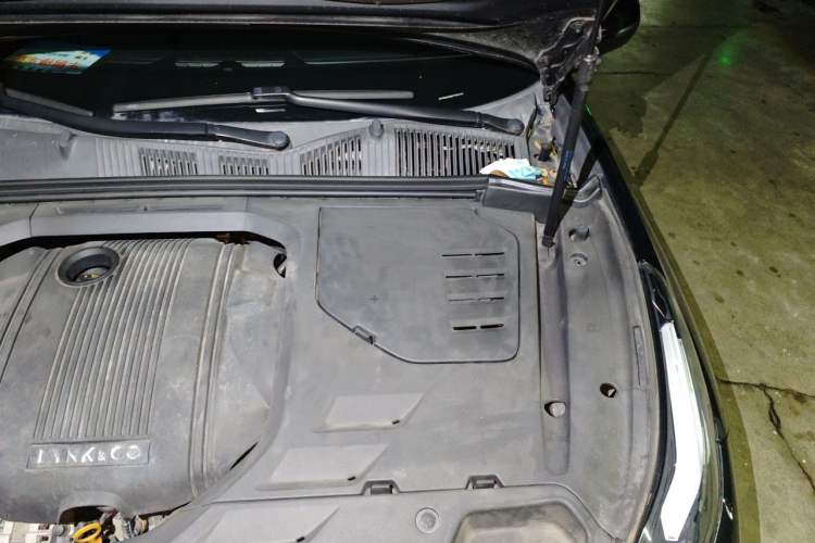 Used Lynk & Co 03 2019 1.5TD DCT JingPro Edition China VI Standard Engine Bay Left