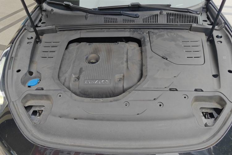 Used Lynk & Co 03 2019 2.0TD Automatic Jing Pro Edition Engine Bay