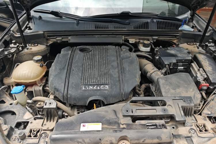 Used Lynk & Co 03 2019 1.5TD DCT JingPro Edition China VI Standard Engine Bay