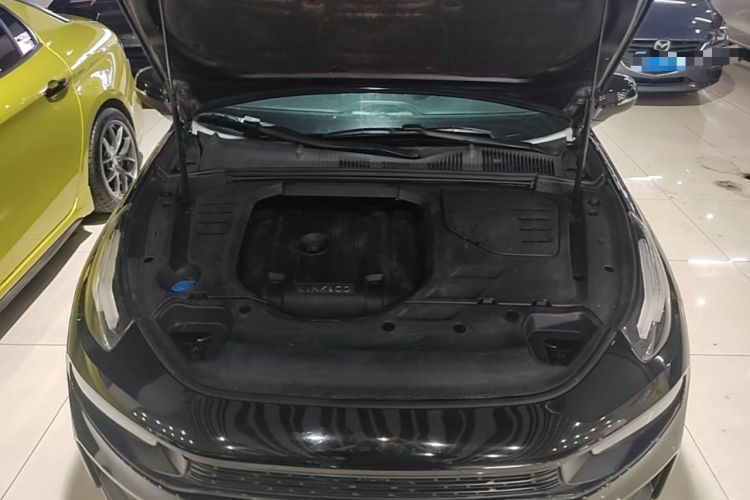 Used Lynk & Co 03 2019 2.0TD Automatic Jing Pro Edition Engine Bay