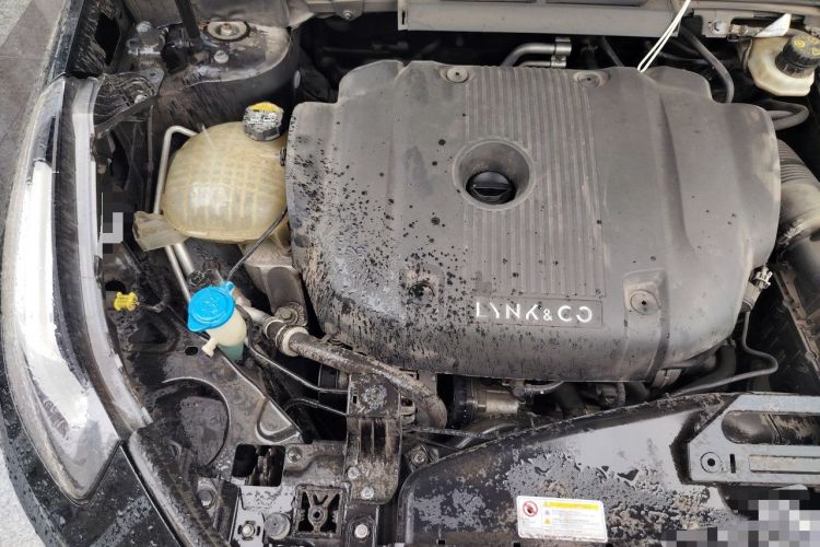 Used Lynk & Co 03 2019 2.0TD Automatic Jing Pro Edition Engine Bay Right