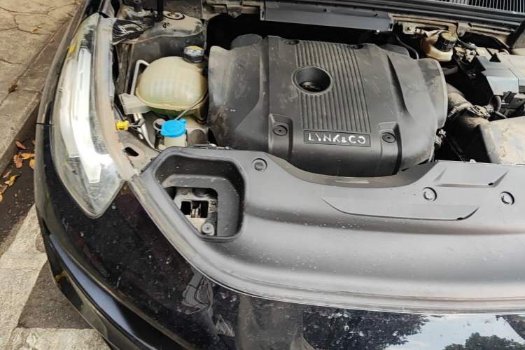 Used Lynk & Co 03 2019 2.0TD Automatic Jing Pro Edition Engine Bay Right