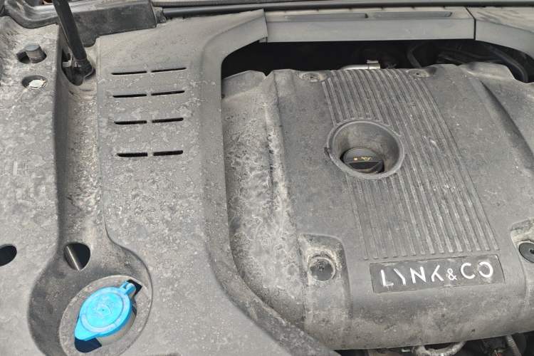 Used Lynk & Co 03 2019 2.0TD Automatic Jing Pro Edition Engine Bay Right