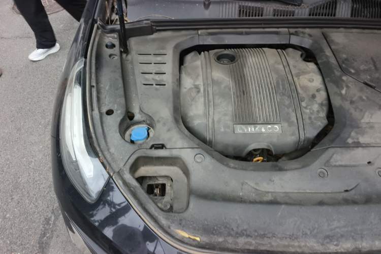 Used Lynk & Co 03 2019 1.5TD DCT JingPro Edition China VI Standard Engine Bay Right
