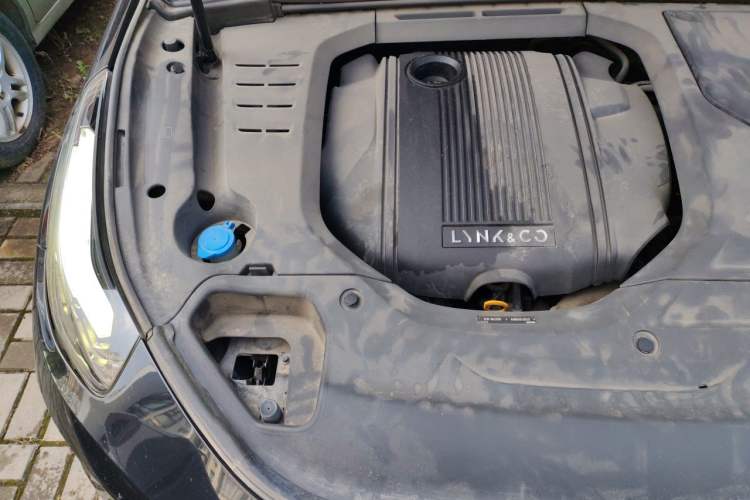 Used Lynk & Co 03 2019 1.5TD DCT JingPro Edition China VI Standard Engine Bay Right