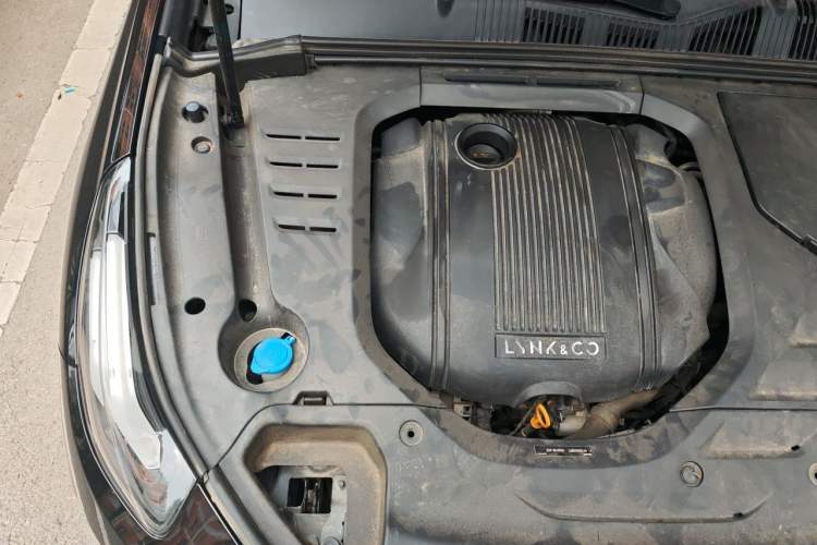 Used Lynk & Co 03 2019 1.5TD DCT JingPro Edition China VI Standard Engine Bay Right