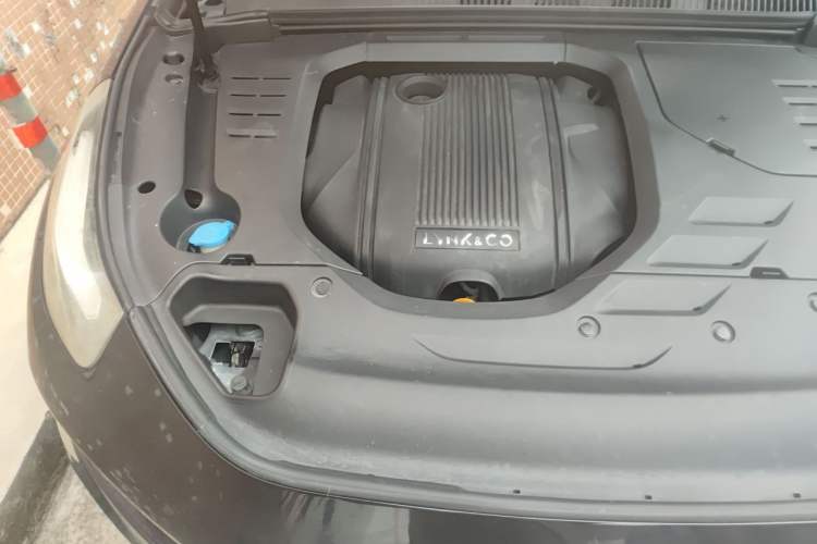 Used Lynk & Co 03 2019 1.5TD DCT JingPro Edition China VI Standard Engine Bay Right