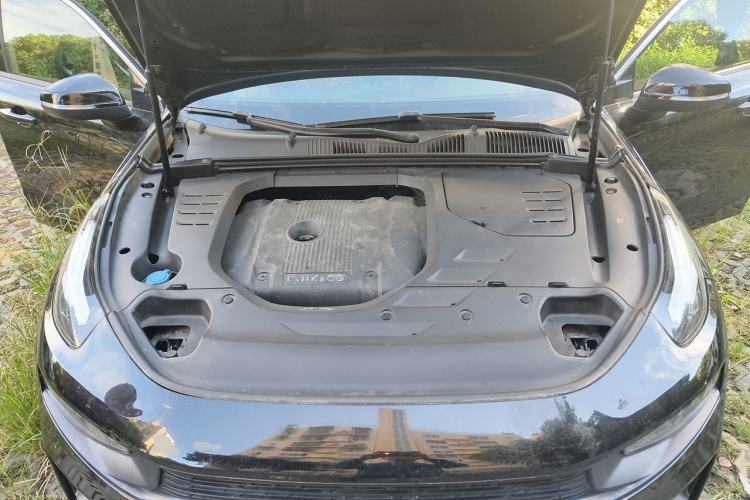 Used Lynk & Co 03 2019 2.0TD Automatic Trend Edition Engine Bay