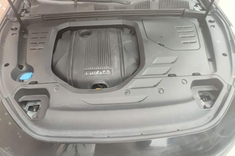 Used Lynk & Co 03 2019 1.5TD DCT JingPro Edition China VI Standard Engine Bay