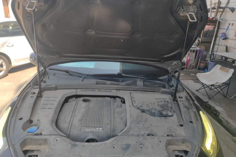 Used Lynk & Co 03 2019 1.5TD DCT JingPro Edition China VI Standard Engine Bay