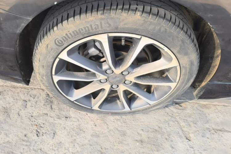 Used Lynk & Co 03 2019 1.5TD DCT Sport Edition China VI Standard Exterior 5