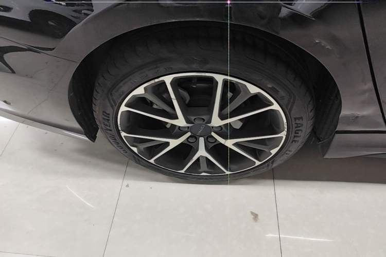 Used Lynk & Co 03 2019 1.5TD DCT JingPro Edition China VI Standard Exterior 5