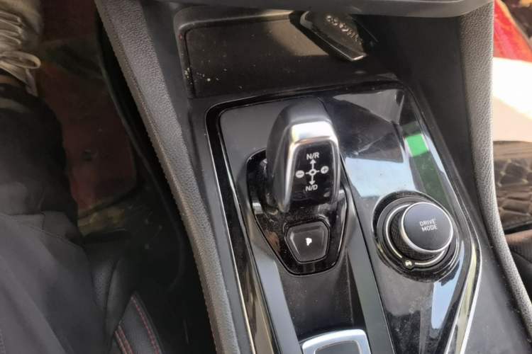 Used Lynk & Co 03 2019 1.5TD DCT Sport Edition China VI Standard Gear Lever