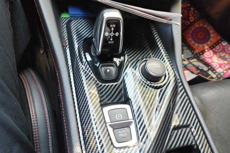 Used Lynk & Co 03 2019 1.5TD DCT Sport Edition China VI Standard Gear Lever