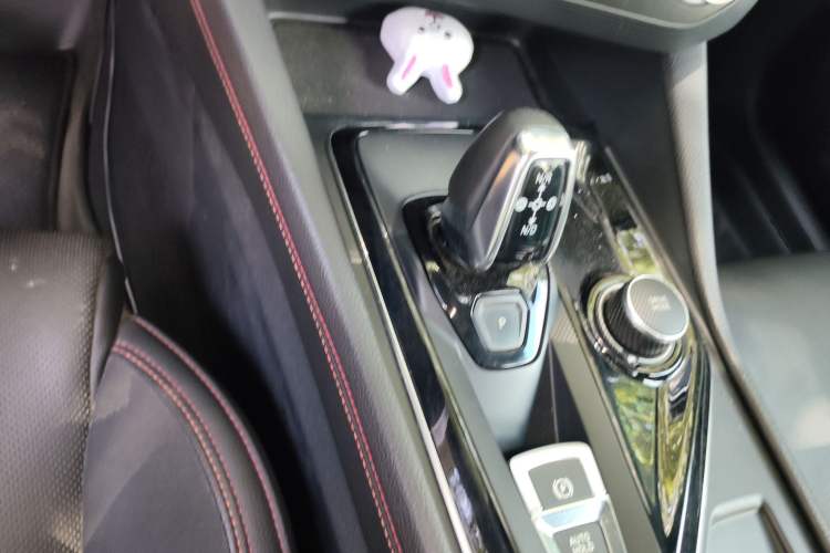 Used Lynk & Co 03 2019 1.5TD DCT Sport Edition China VI Standard Gear Lever