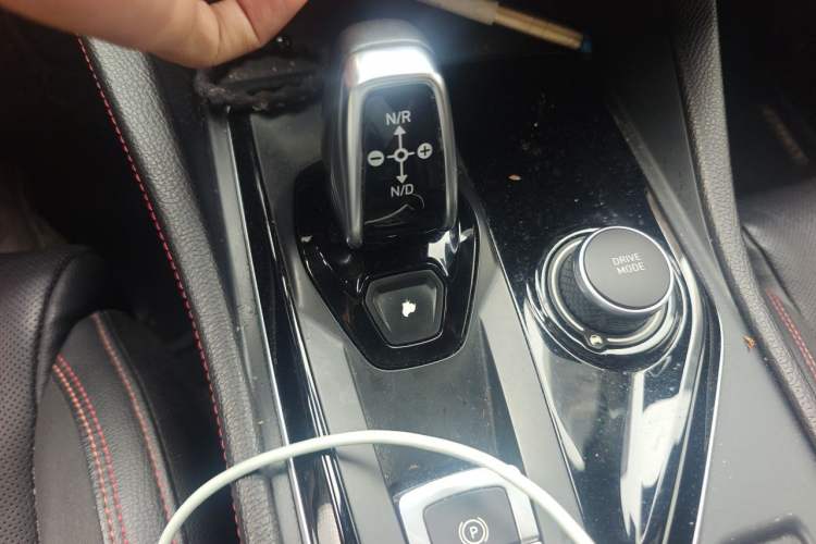 Used Lynk & Co 03 2019 2.0TD Automatic Jing Pro Edition Gear Lever