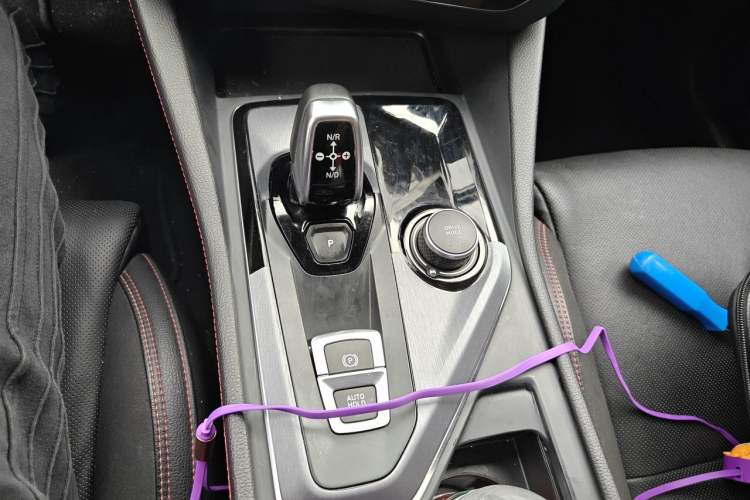 Used Lynk & Co 03 2019 2.0TD Automatic Trend Edition Gear Lever