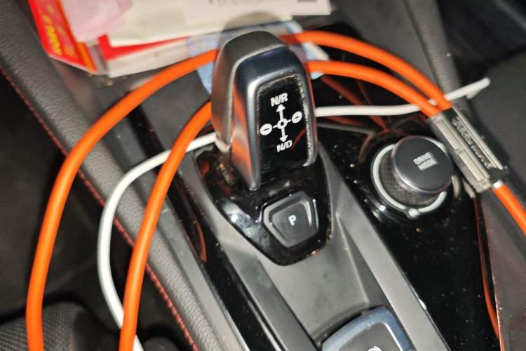 Used Lynk & Co 03 2019 1.5TD DCT JingPro Edition China VI Standard Gear Lever