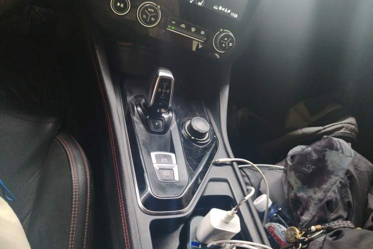 Used Lynk & Co 03 2019 1.5TD DCT Sport Edition China VI Standard Gear Lever