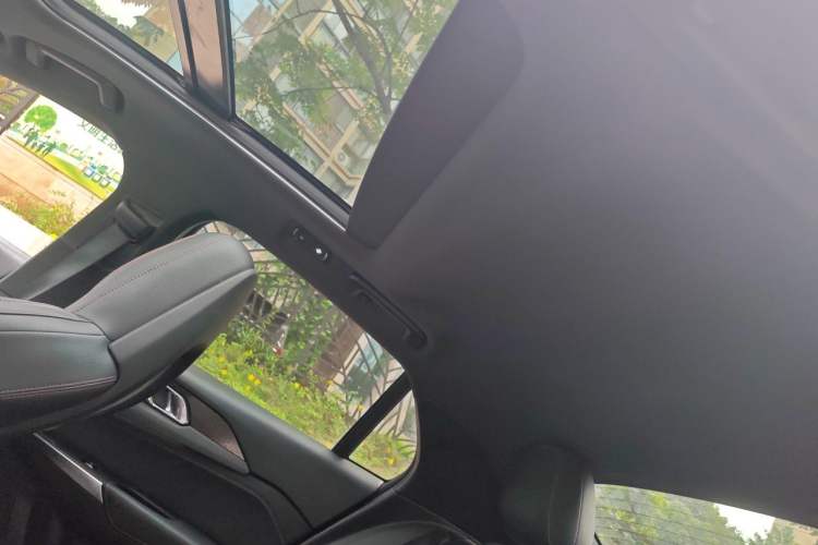 Used Lynk & Co 03 2019 1.5TD DCT JingPro Edition China VI Standard Headliner