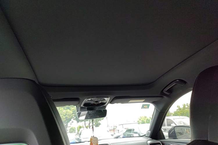 Used Lynk & Co 03 2019 1.5TD DCT JingPro Edition China VI Standard Headliner