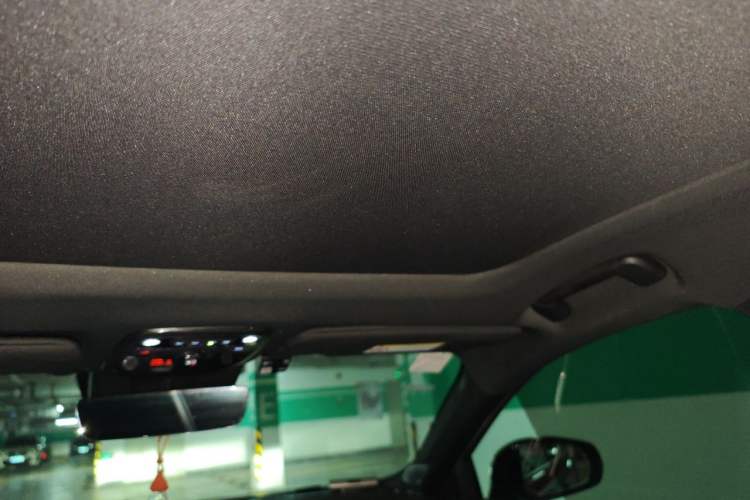Used Lynk & Co 03 2019 1.5TD DCT JingPro Edition China VI Standard Headliner