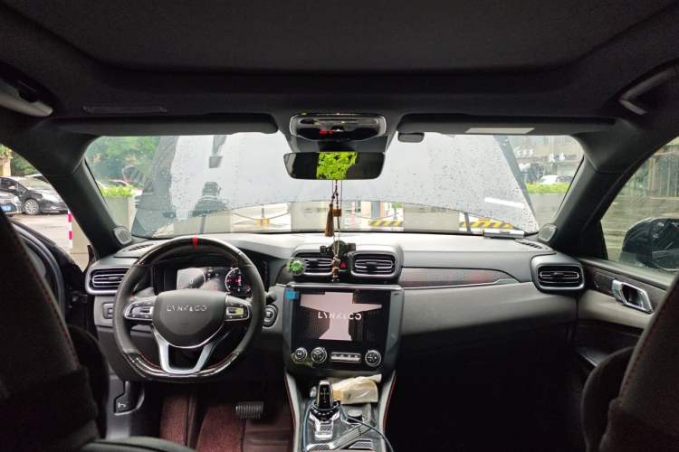 Used Lynk & Co 03 2019 1.5TD DCT JingPro Edition China VI Standard Headliner