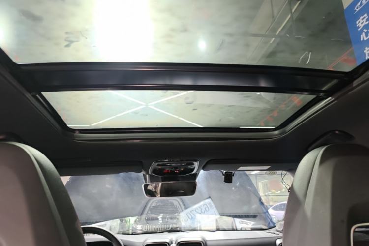 Used Lynk & Co 03 2019 1.5TD DCT JingPro Edition China VI Standard Headliner