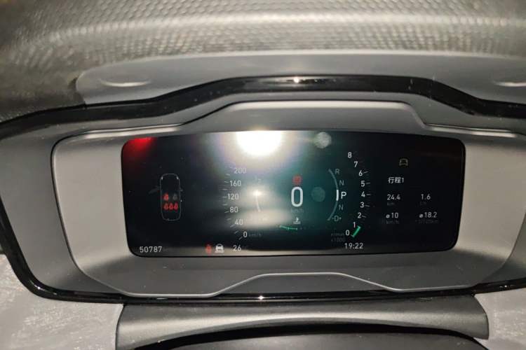 Used Lynk & Co 03 2019 1.5TD DCT JingPro Edition China VI Standard Instrument Cluster